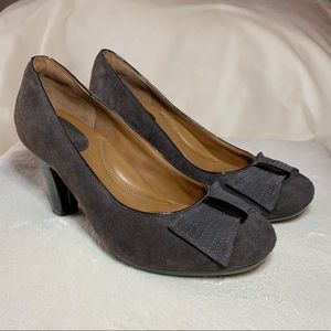 Clarks Artisan Society Bristol Brown Suede Pump